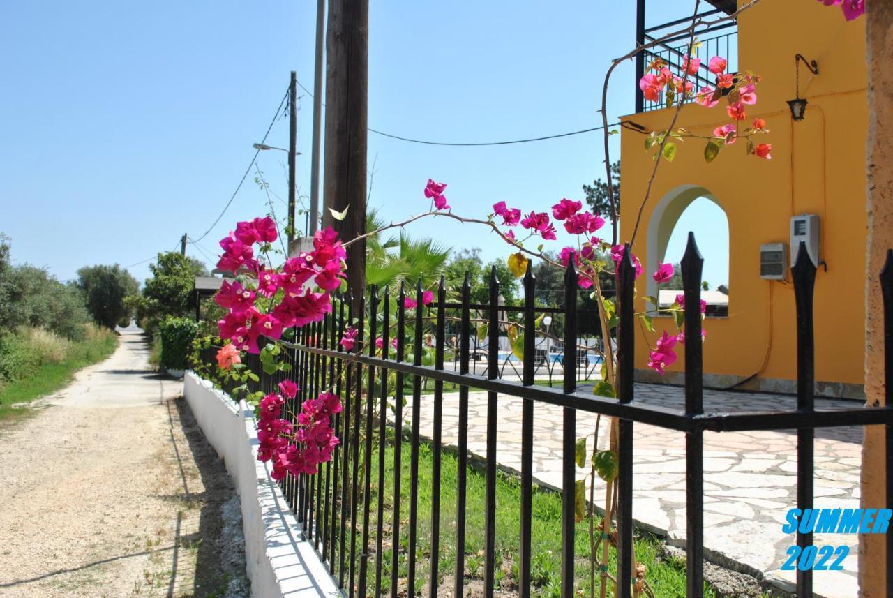 Palmyra Studios Kavos Ngoại thất bức ảnh