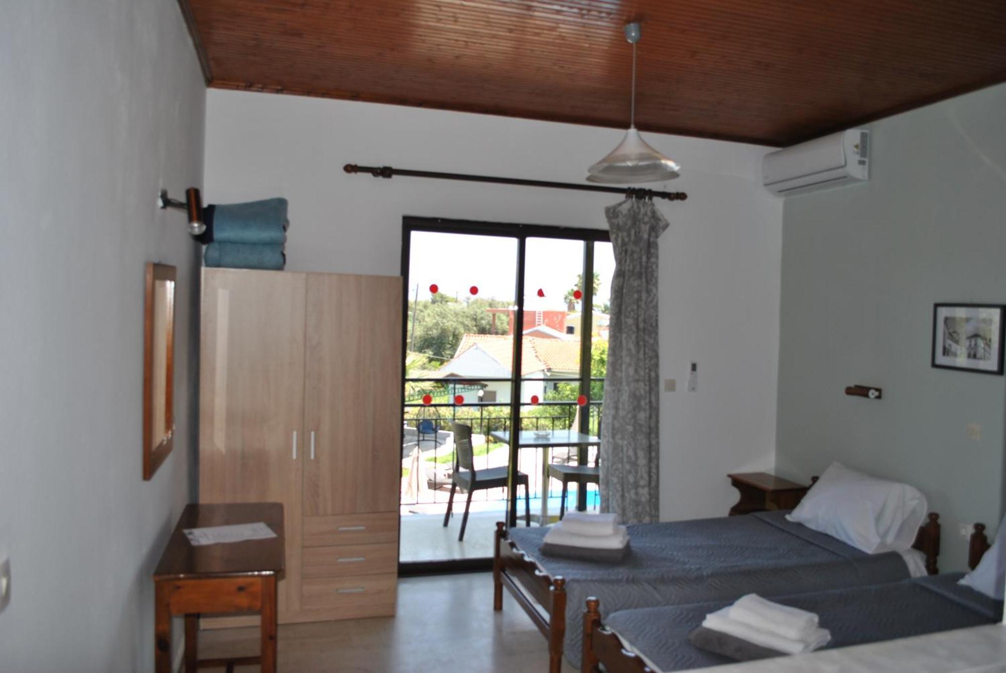 Palmyra Studios Kavos Ngoại thất bức ảnh