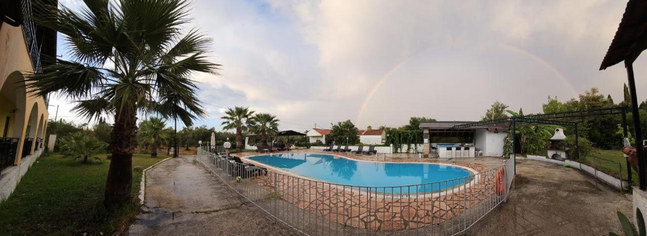 Palmyra Studios Kavos Ngoại thất bức ảnh